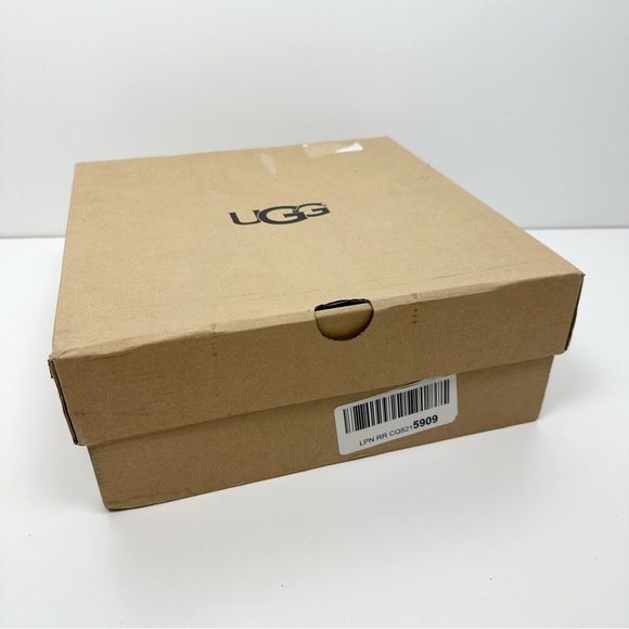 Ugg Quincy Boots - Picture 12 of 13